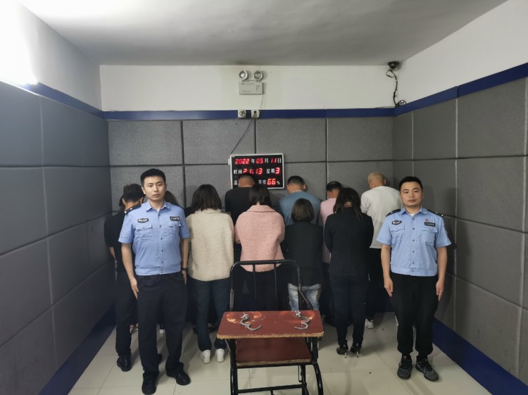 數(shù)十名男女被抓！撫州公安搗毀一藏在足浴店內(nèi)涉黃窩點(diǎn)
