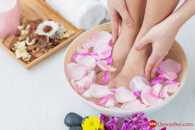 為什么延安聚龍灣足浴按摩SPA的06號(hào)客服小姐姐這么受歡迎?